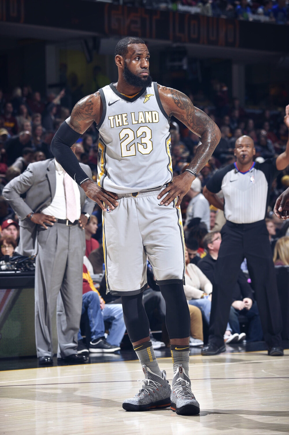 并非只关乎 并非只关乎